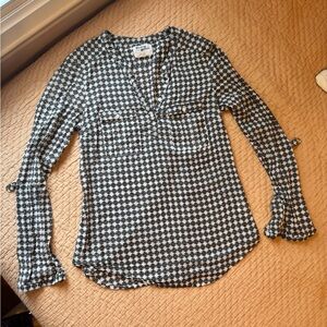 Anthropologie HOLDING HORSES Size 2 Black and White Blouse Light 100% Cotton